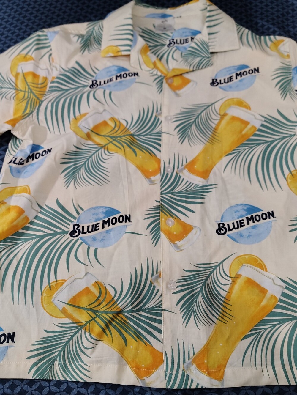 Blue Moon Tropical Beer Print Button-Up Shirt - White & Yellow Men's Size Medium